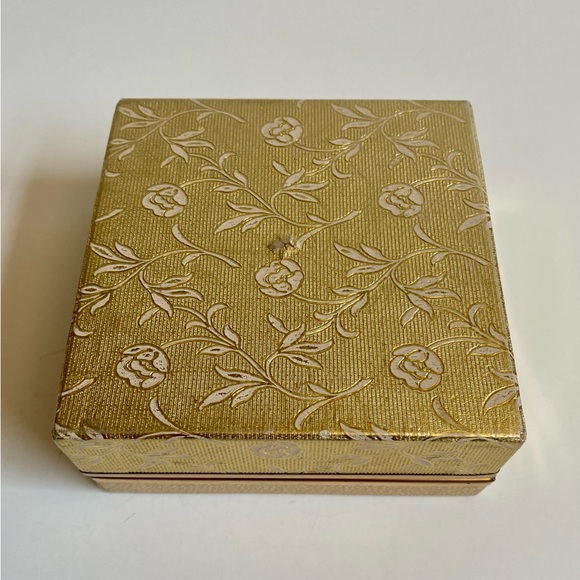 Vintage Bellex Rhinestone Brooch & Clip On Earring Set in Original Box - Picture 2 of 12